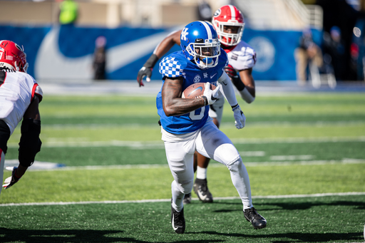 Josh Ali

UK falls to Georgia 14-3

Photo By Jacob Noger | UK Football