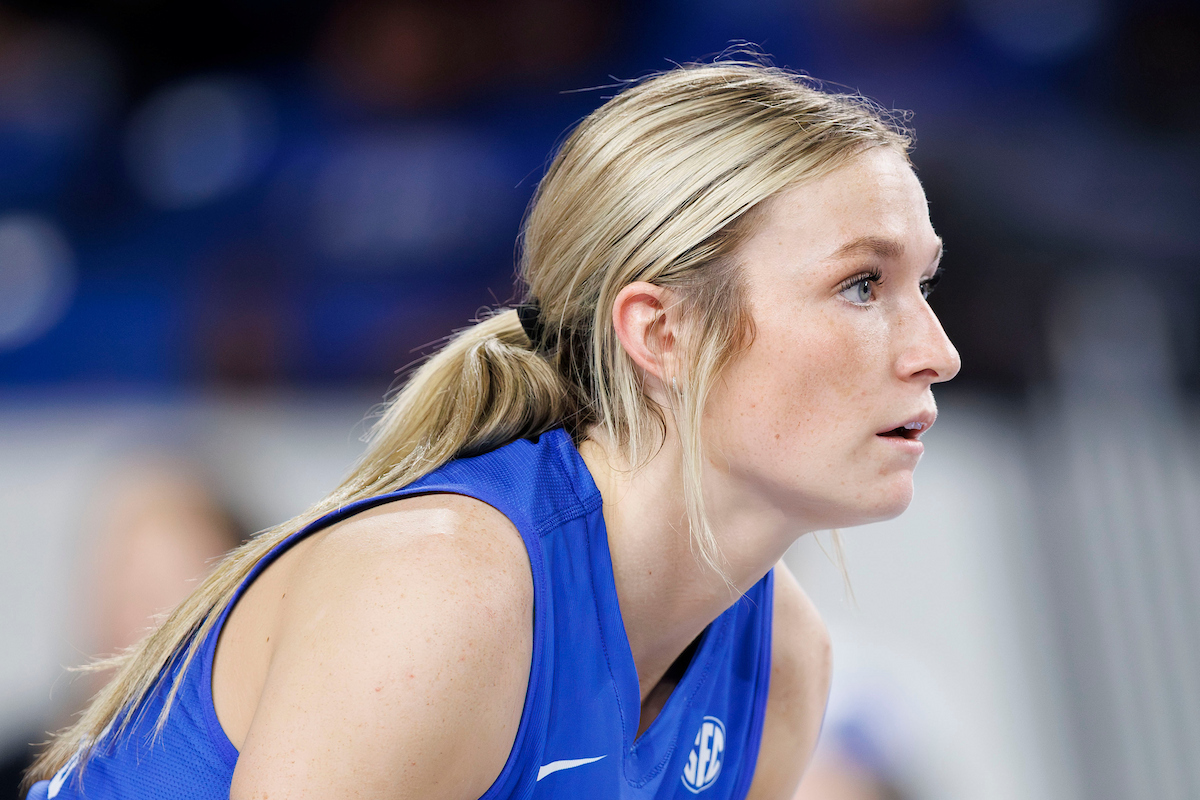 Tuozzo’s Smothering Defense Propels No. 3 Kentucky Past Vandy