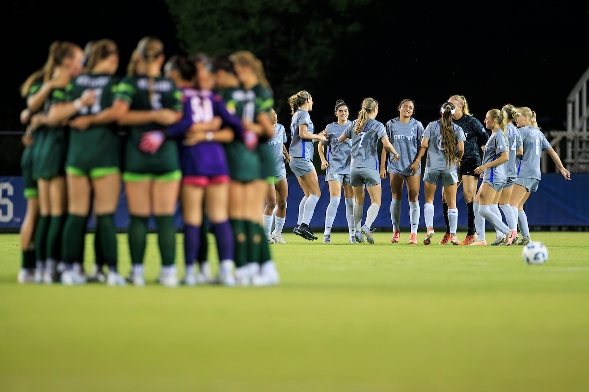 Kentucky Hosts No. 20 Ohio State in Sunday Showdown