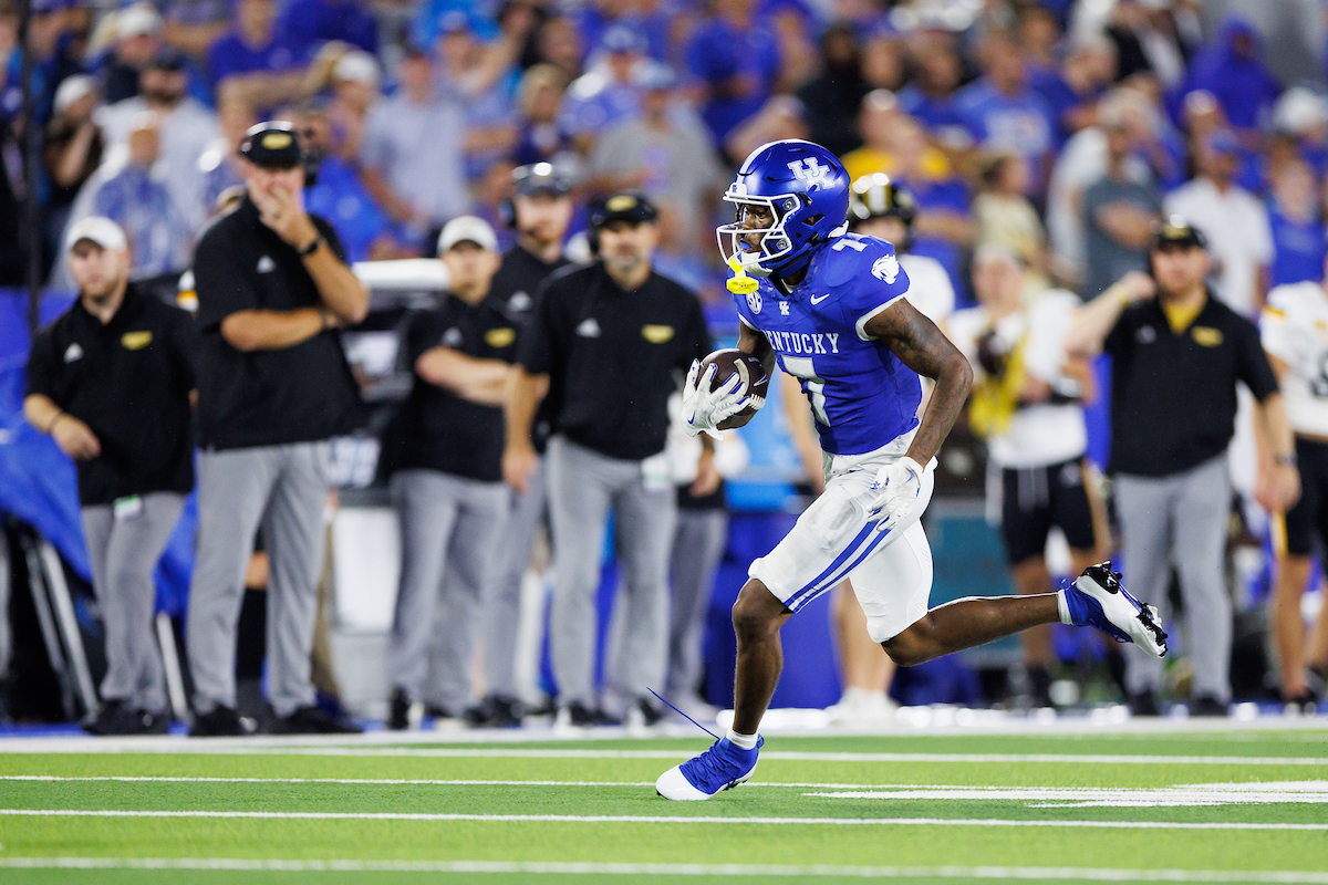 Hamdan 'Proud' of UK Offense in Season Opener