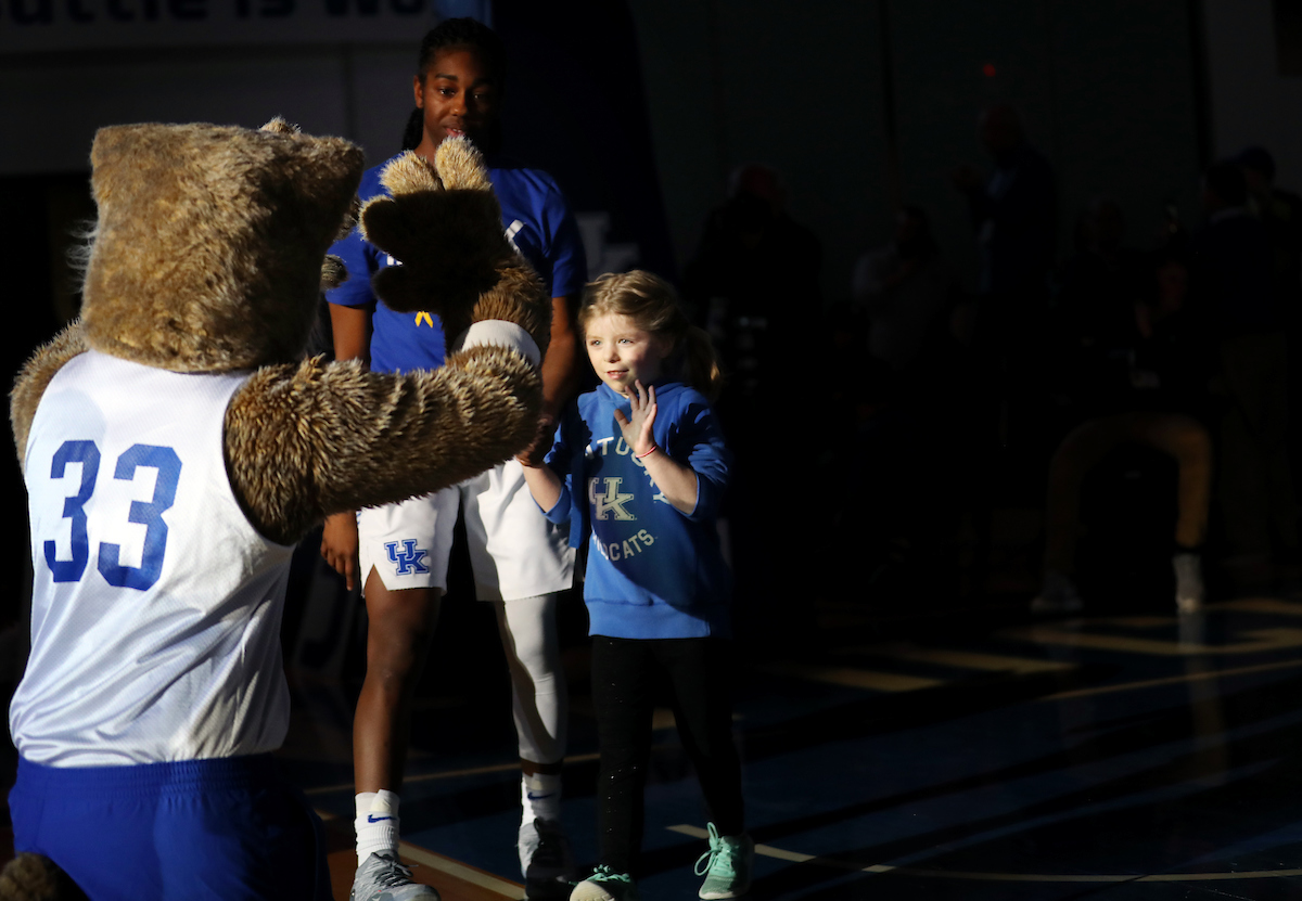 Dance Blue

The UK Women's Basketball team beat LSU on Senior Day on Sunday, February 24, 2019.

Photo by Britney Howard | UK Athletics