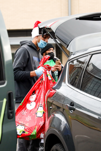 Dontaie Allen.

Kentucky men's basketball gives back for the holidays.

Photo by Eddie Justice | UK Athletics