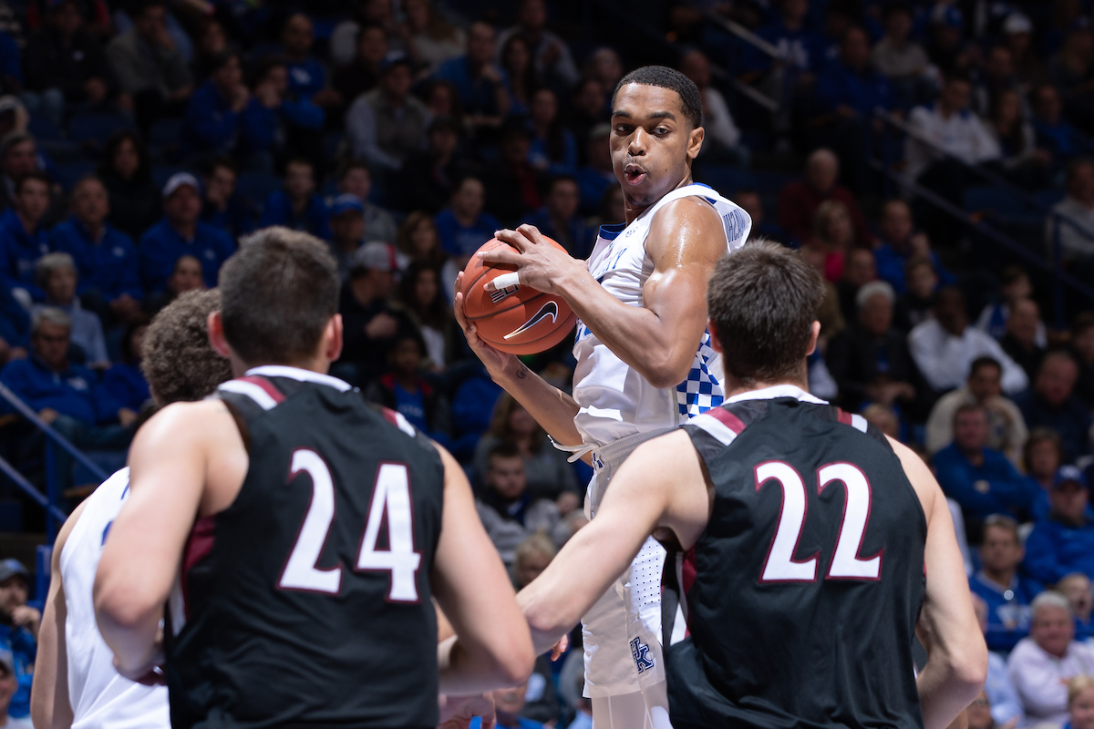 PJ Washington

Men's Basketball beats IUP 86-64.

Photo by Mark Mahan | UK Athletics