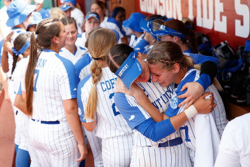 KAYLA KOWALIK. AUTUMN HUMES.

Kentucky falls to Alabama, 4-1.

Photo by Elliott Hess | UK Athletics