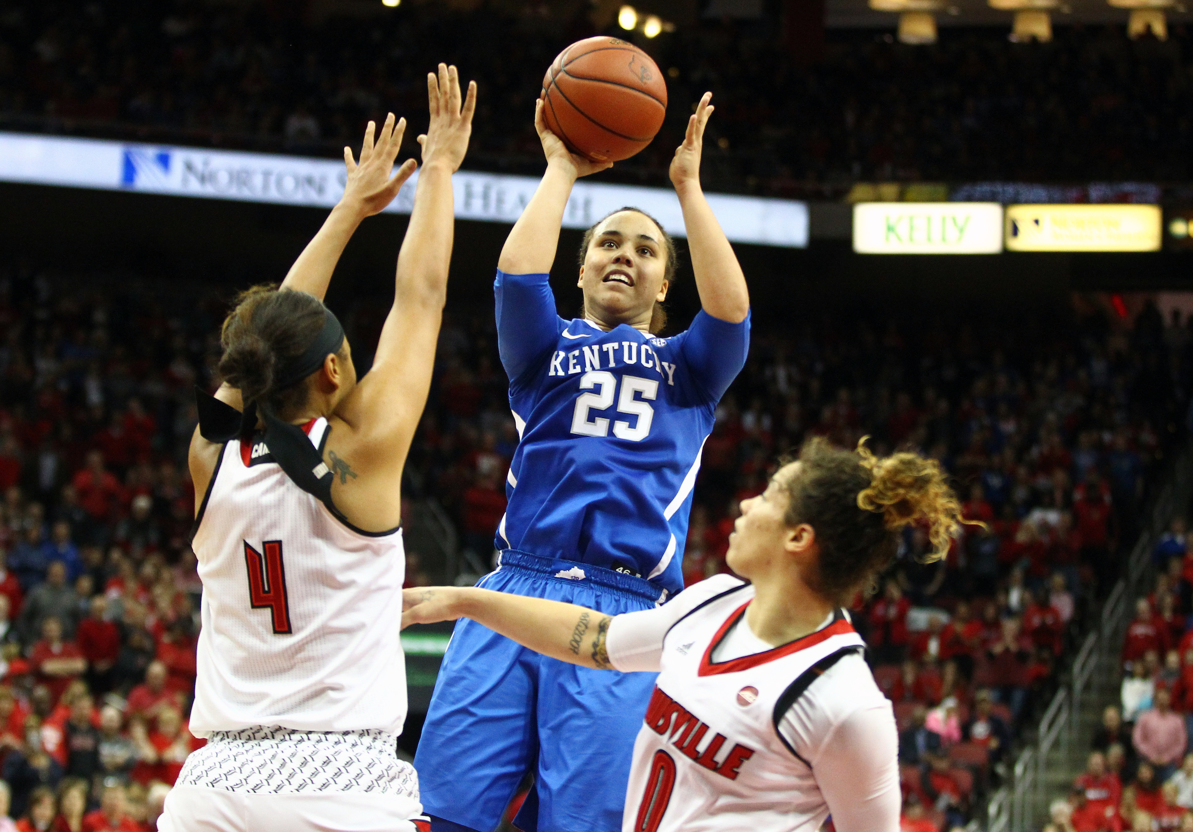 No. 17 Kentucky Women Fall at No. 7 Louisville