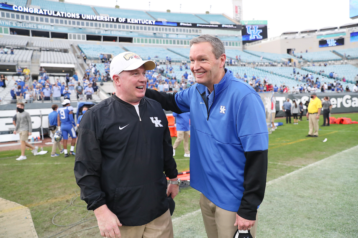 COACH MARK STOOPS. MITCH BARNHART.

Kentucky beats NC State, 23-21, to win the TaxSlayer Gator Bowl.

Photo by Elliott Hess | UK Athletics