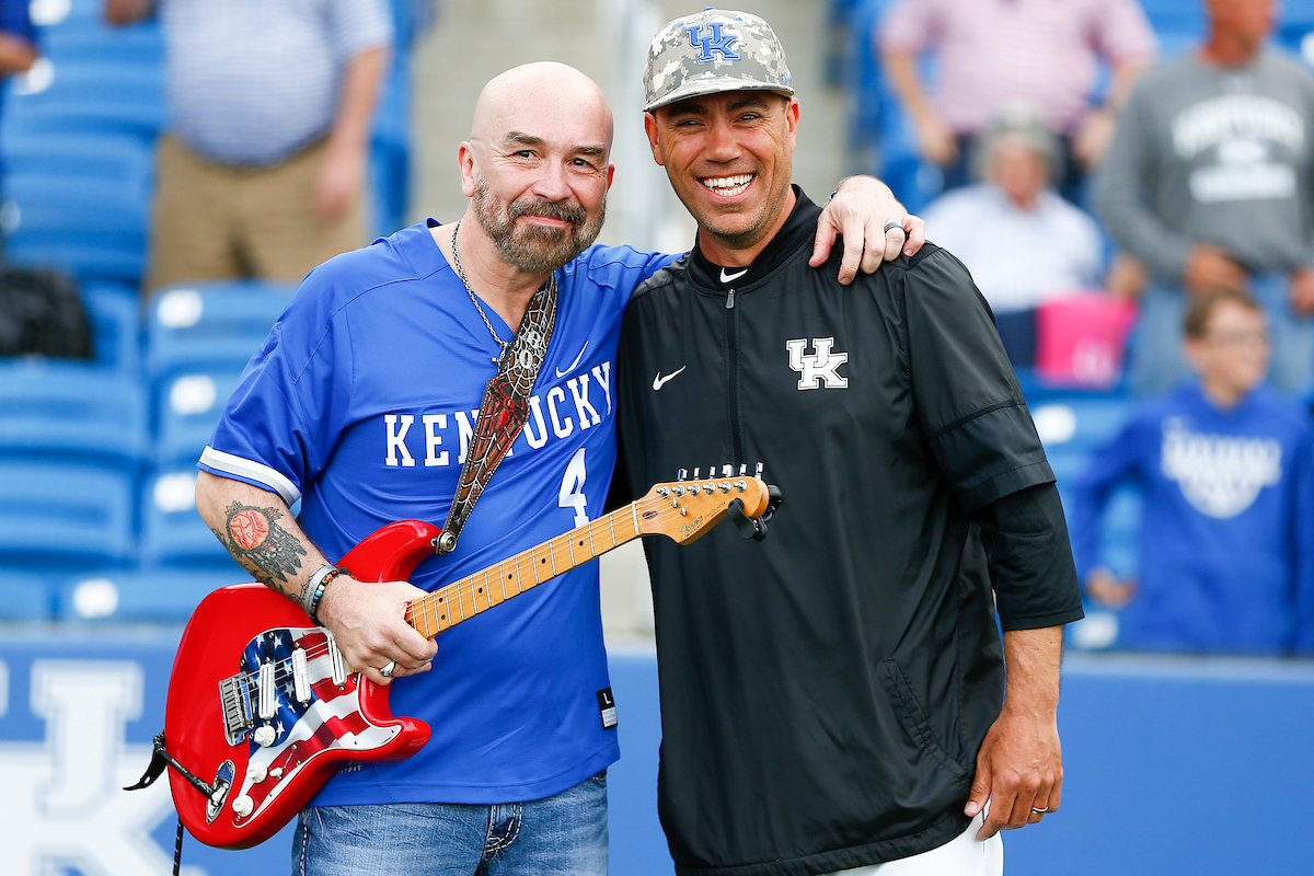 Bo Garrett. Nick Mingione.

Kentucky falls to Arkansas 5-2.