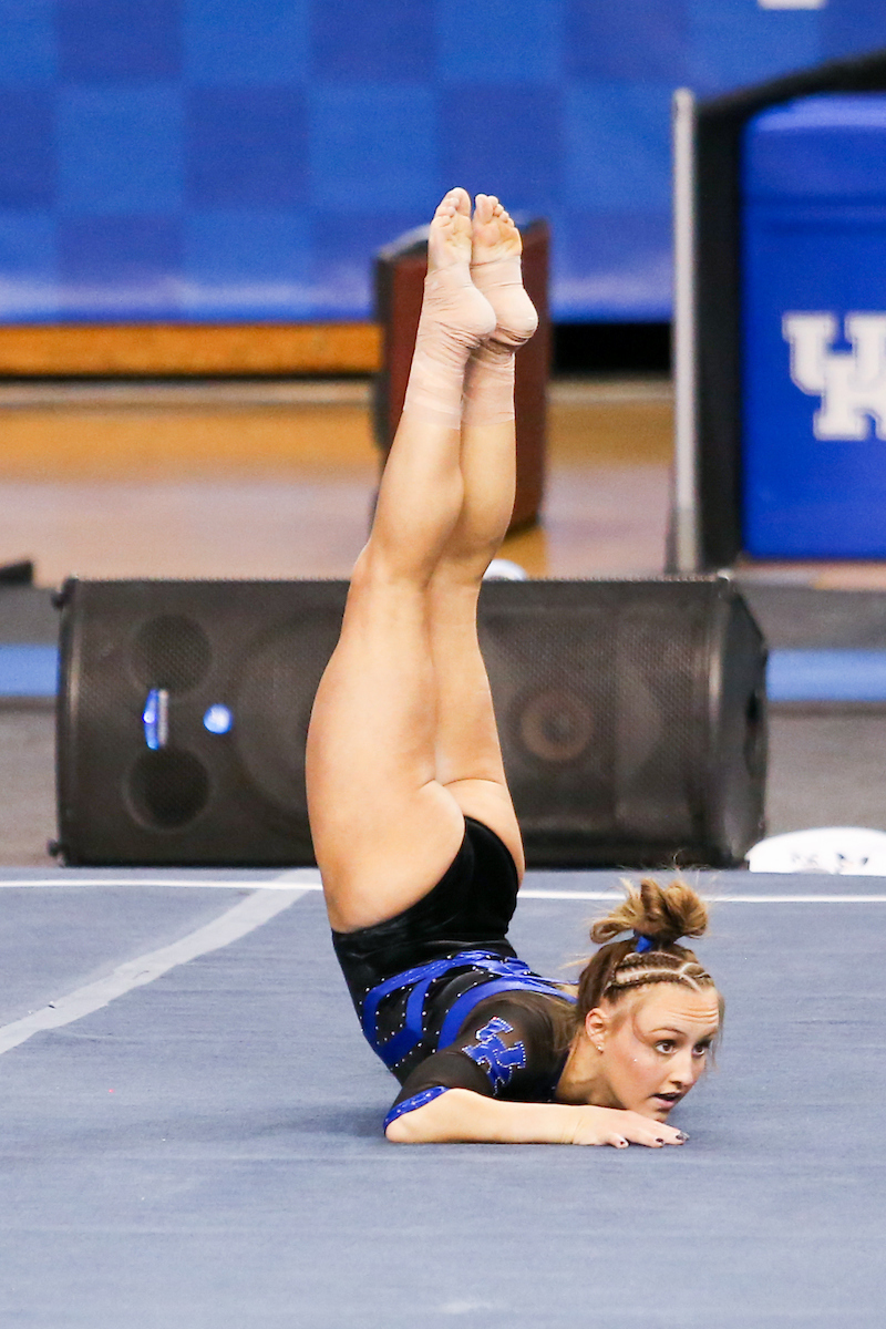 Raena Worley.

Kentucky beats Auburn 196.225 - 194.550.

Photo by Hannah Phillips | UK Athletics