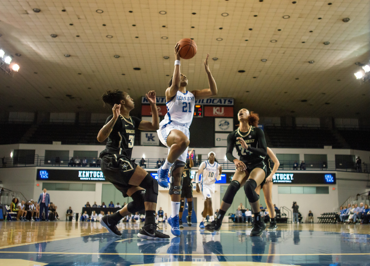 Ogechi Anyagaligbo. 

Kentucky women's basketball beat Vandy, 77-55.

Photo by Eddie Justice | UK Athletics
