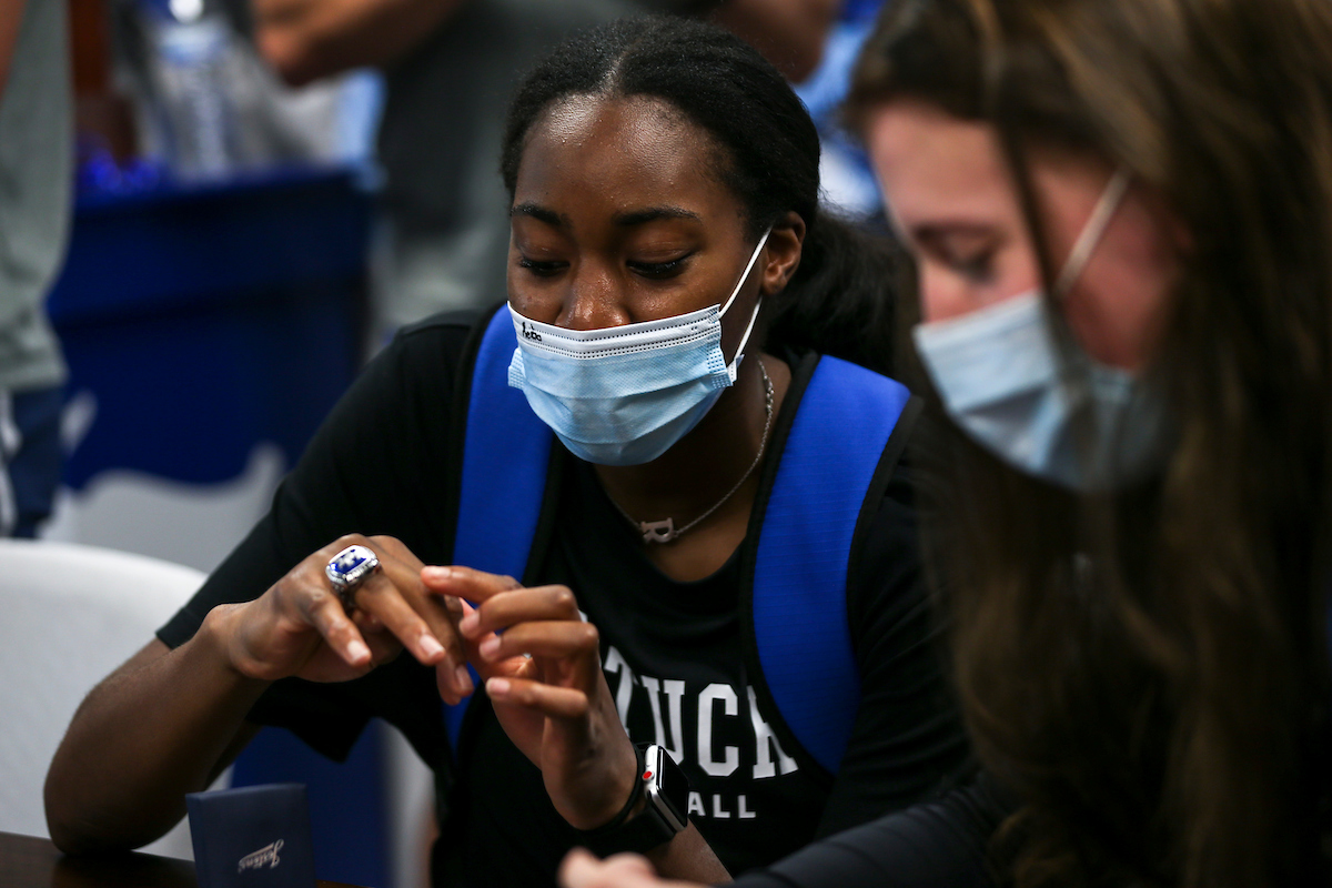 Kentucky Volleyball receives their National Championship rings.

Photo by Grace Bradley | UK Athletics