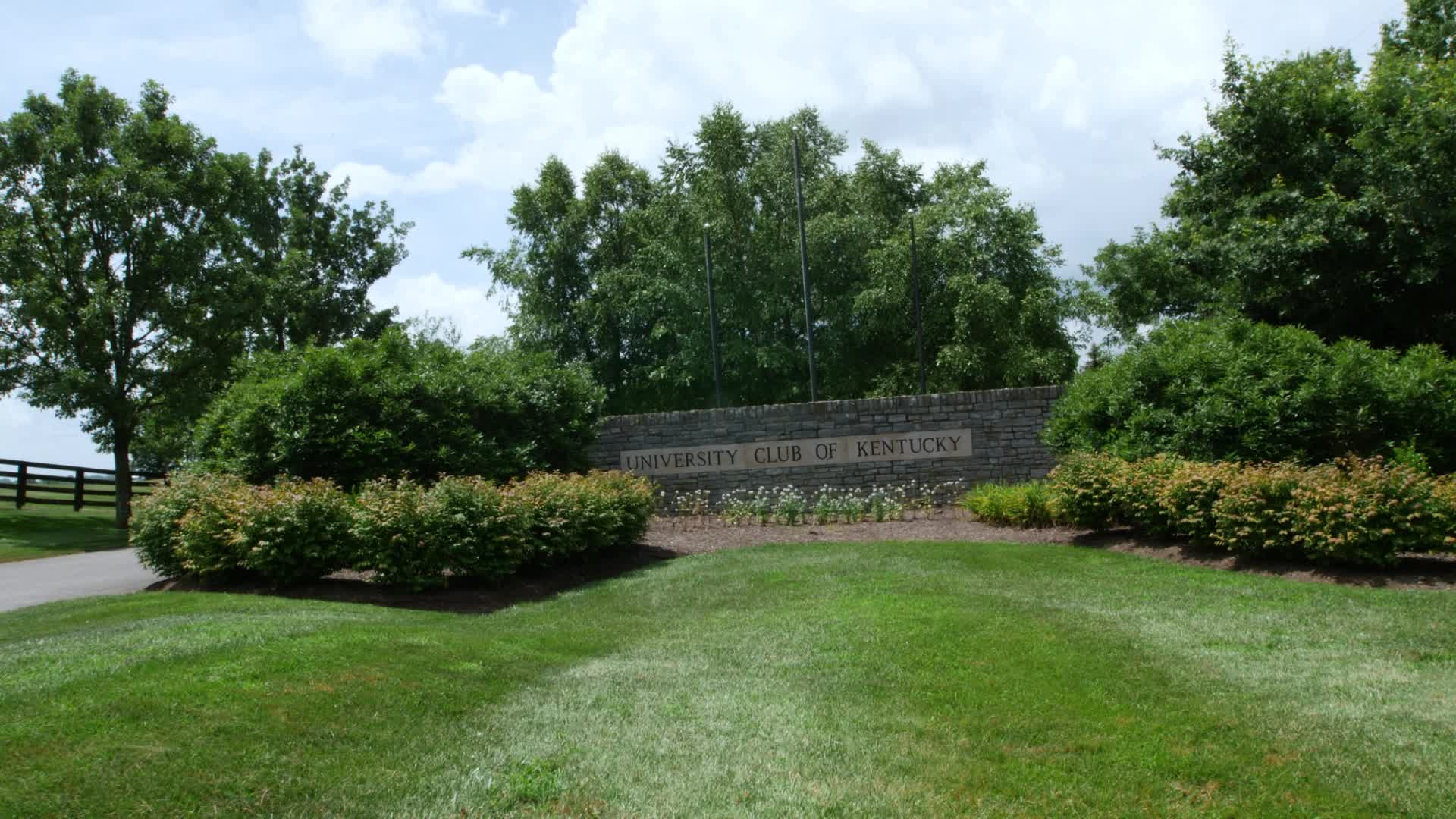 Golf: University Club of Kentucky