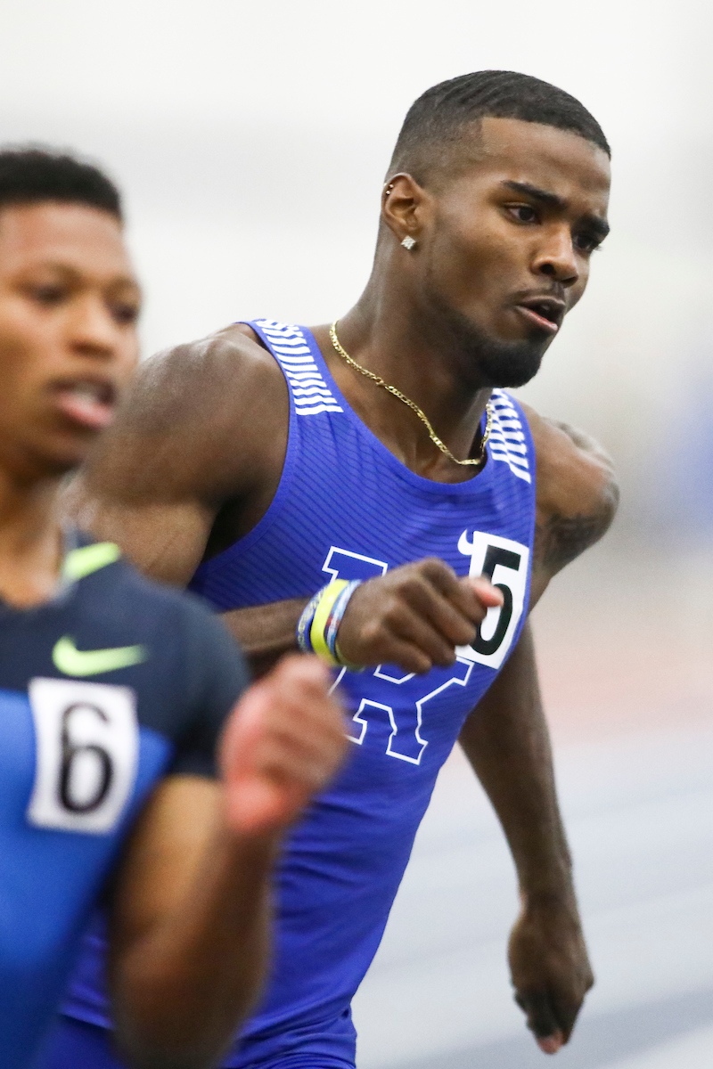 Jingle Bells Open.

Photo by Isaac Janssen | UK Athletics