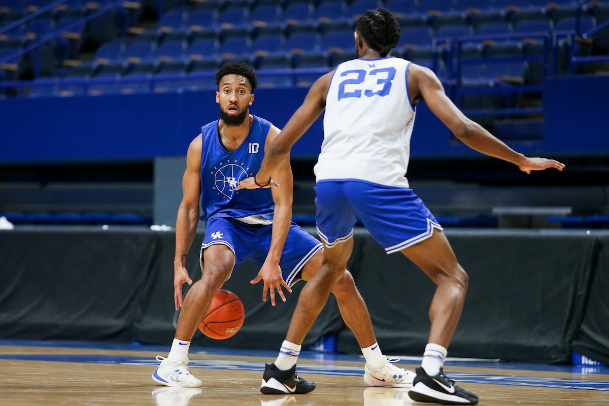 Davion Mintz and Isaiah Jackson.

Men’s basketball scrimmage at Rupp Arena.

Photo by Hannah Phillips | UK Athletics