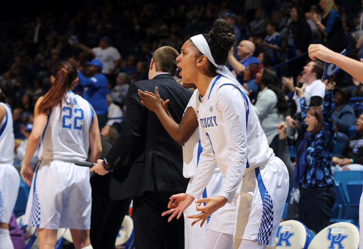 LaShae Halsel

The University of Kentucky women's basketball team falls to South Carolina on Sunday, January 21, 2018 at Rupp Arena. 

Photo by Britney Howard | UK Athletics
