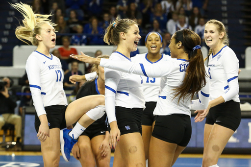 Team.

Kentucky beats Mizzou 3-0,

Photo by Grace Bradley | UK Athletics