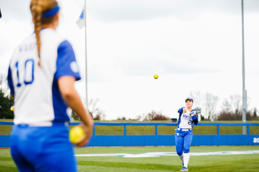 MACLAI BRANSON.

Softball beats Ole Miss 11-4.


Photo by Isaac Janssen | UK Athletics