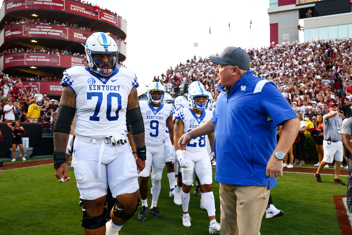 Coach Mark Stoops. Darian Kinnard.

Kentucky beats South Carolina, 16-10.

Photo by Elliott Hess | UK Athletics