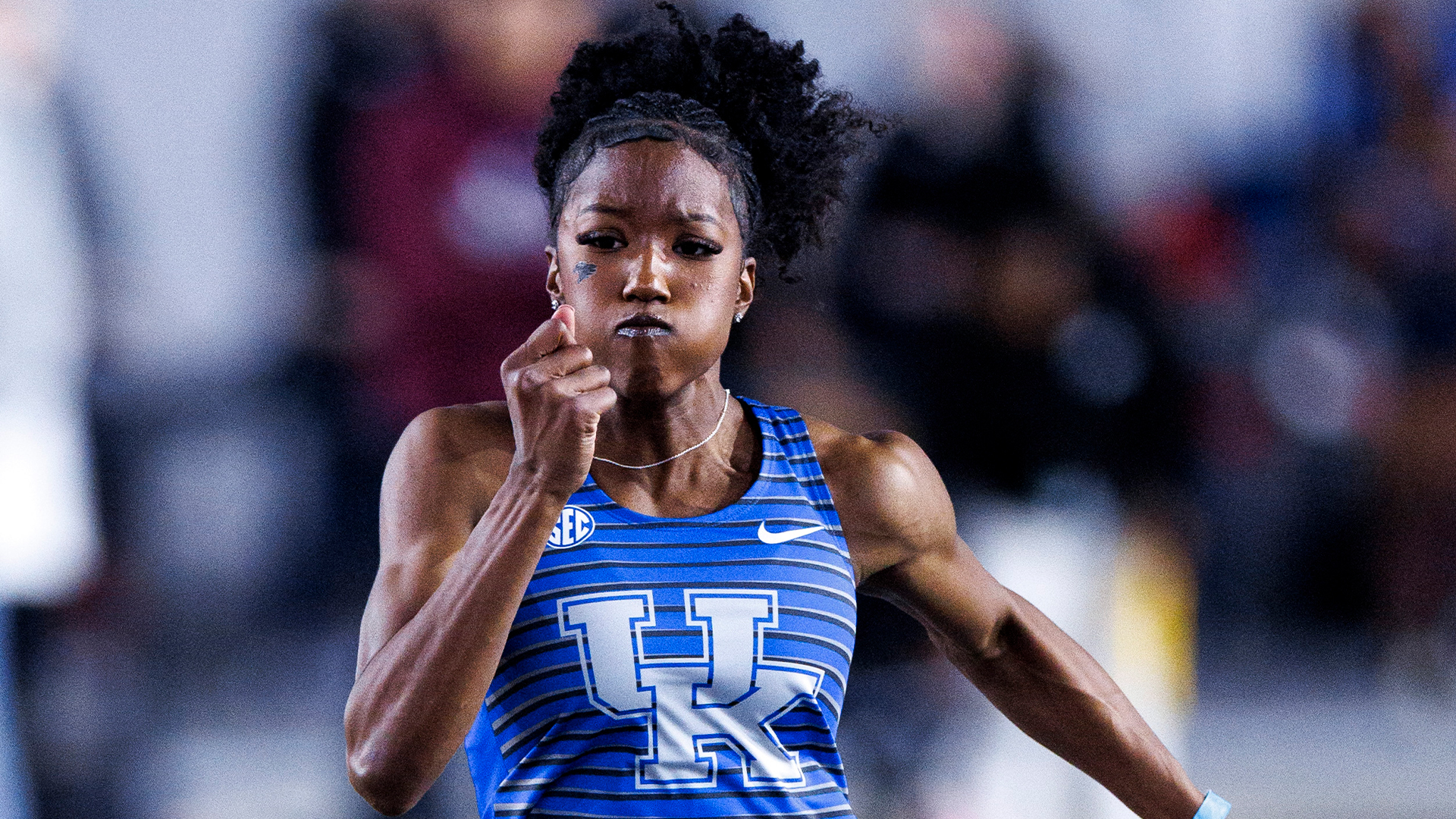 Sharmelle Holmes Named SEC Women’s Freshman of the Week