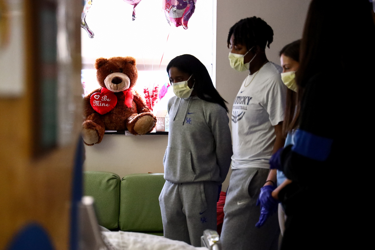 Valentine’s Day. 

Kentucky WBB visits children at the Kentucky Children’s Hospital.

Photo by Eddie Justice | UK Athletics