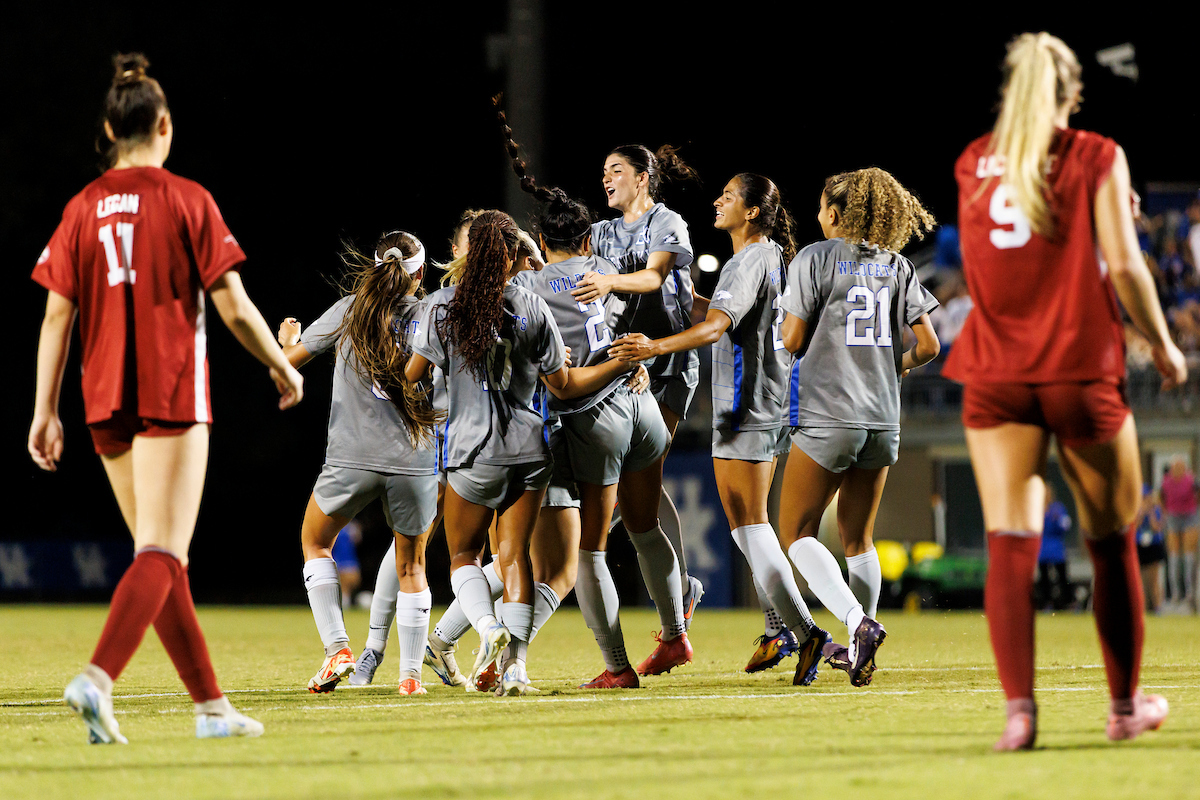 Kentucky Faces No. 21 Georgia in Road Opener