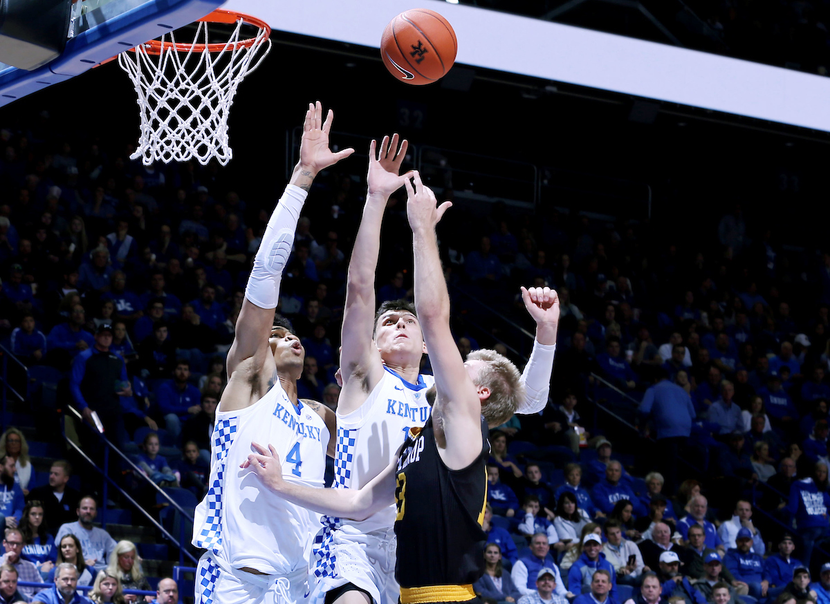 Tyler Herro, Nick Richards

UK Men's Basketball beat Winthrop University 87-74 on Wednesday, November 21, 2018.

Photo by Britney Howard  | UK Athletics