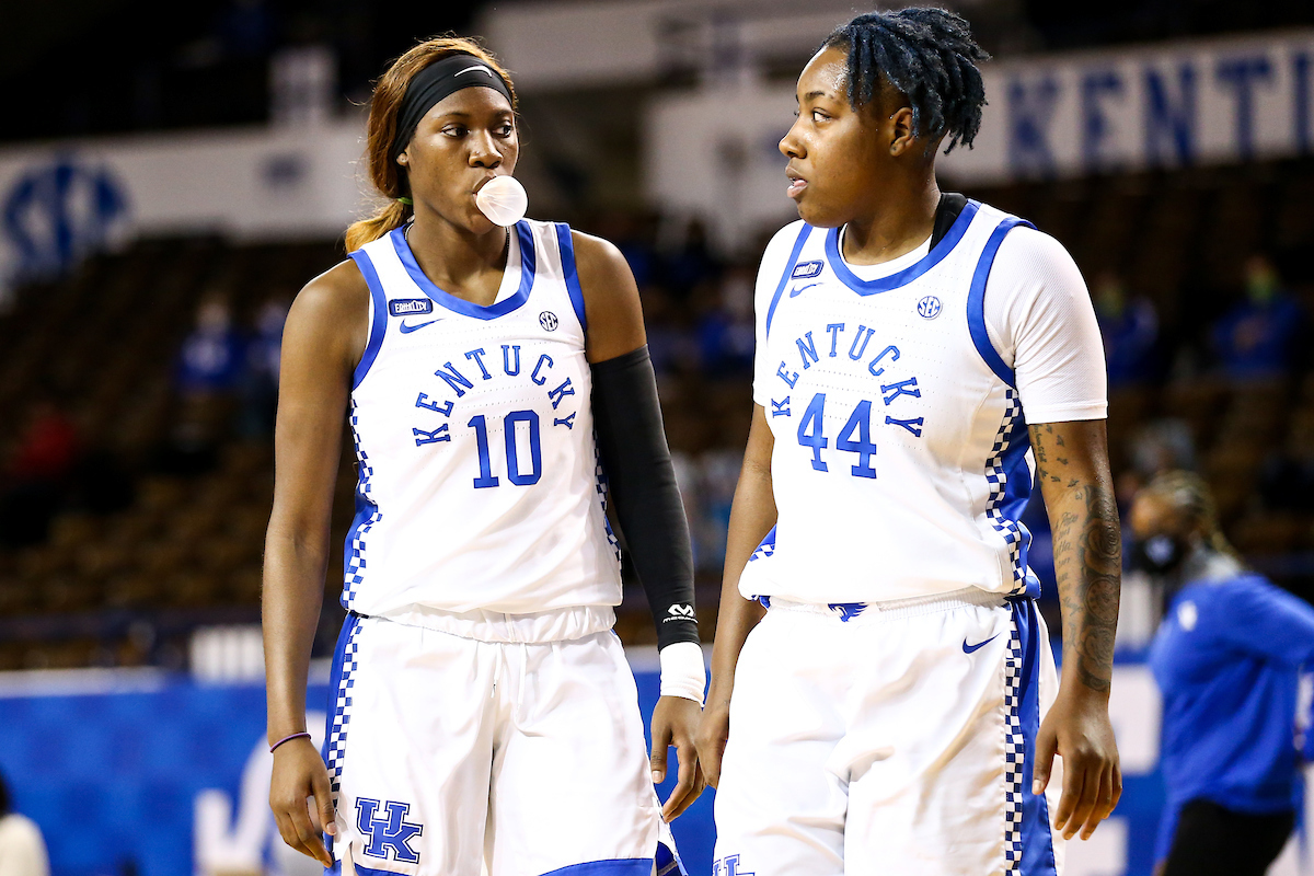 Rhyne Howard. Dreuna Edwards.  

Kentucky beats Indiana 72-68.

Photo by Eddie Justice | UK Athletics