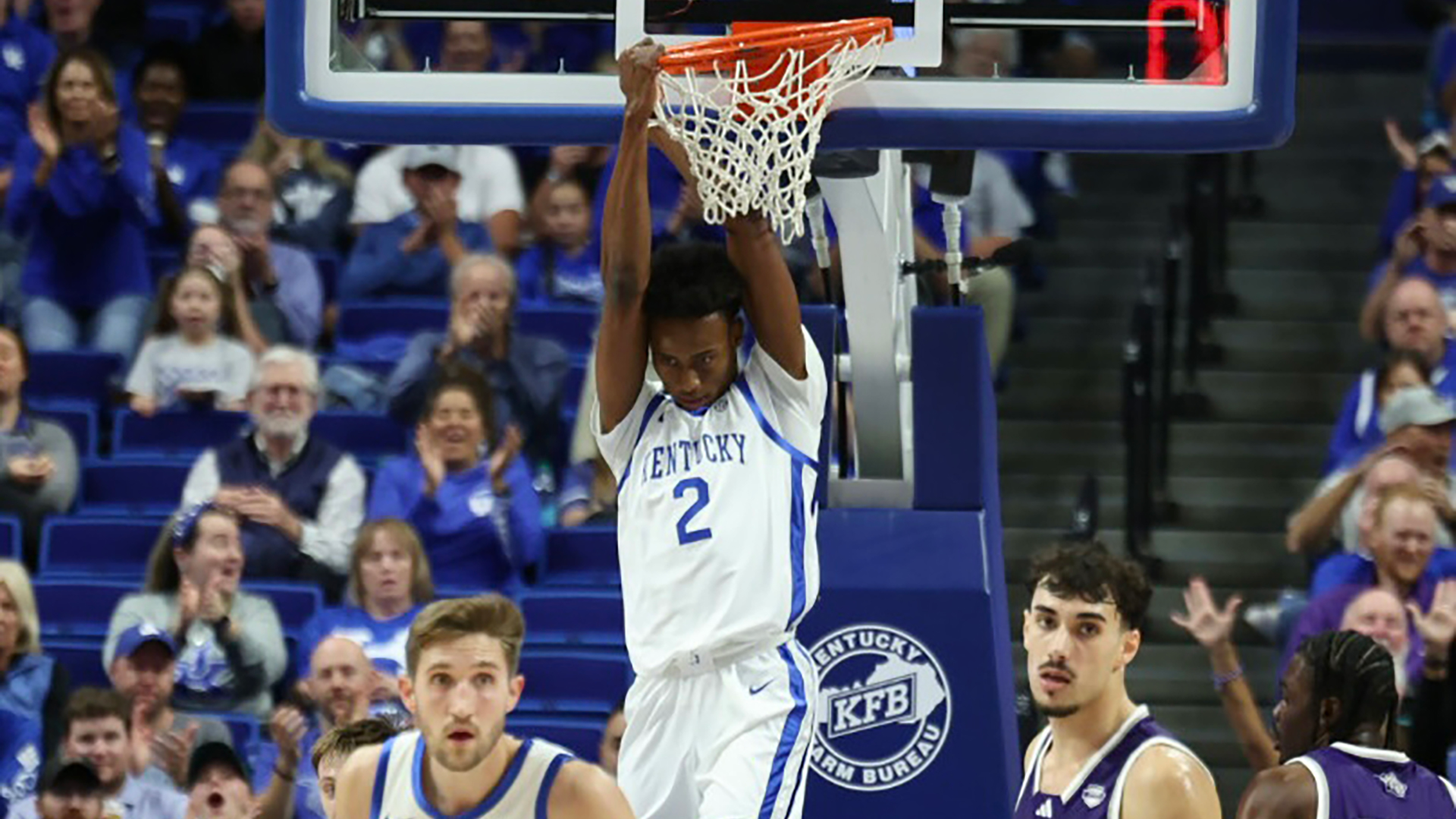 Kentucky Rolls Past Kentucky Wesleyan in Exhibition Action