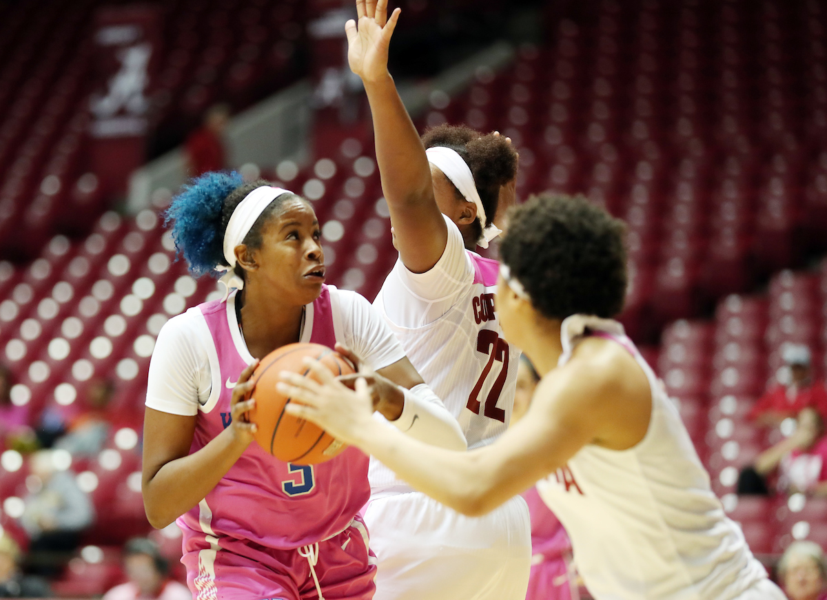 Keke McKinney
The UK Women's Basketball team beat Alabama.
Photo by Britney Howard | UK Athletics