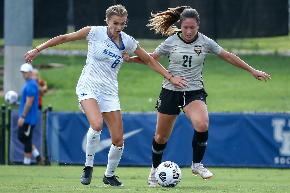 Hannah Richardson.

Kentucky beats Oakland University 4 - 1.

Photo by Sarah Caputi | UK Athletics