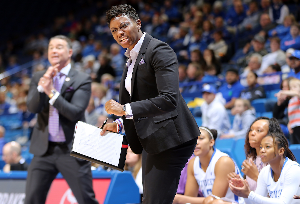 Niya Butts

The University of Kentucky women's basketball team falls to South Carolina on Sunday, January 21, 2018 at Rupp Arena. 

Photo by Britney Howard | UK Athletics