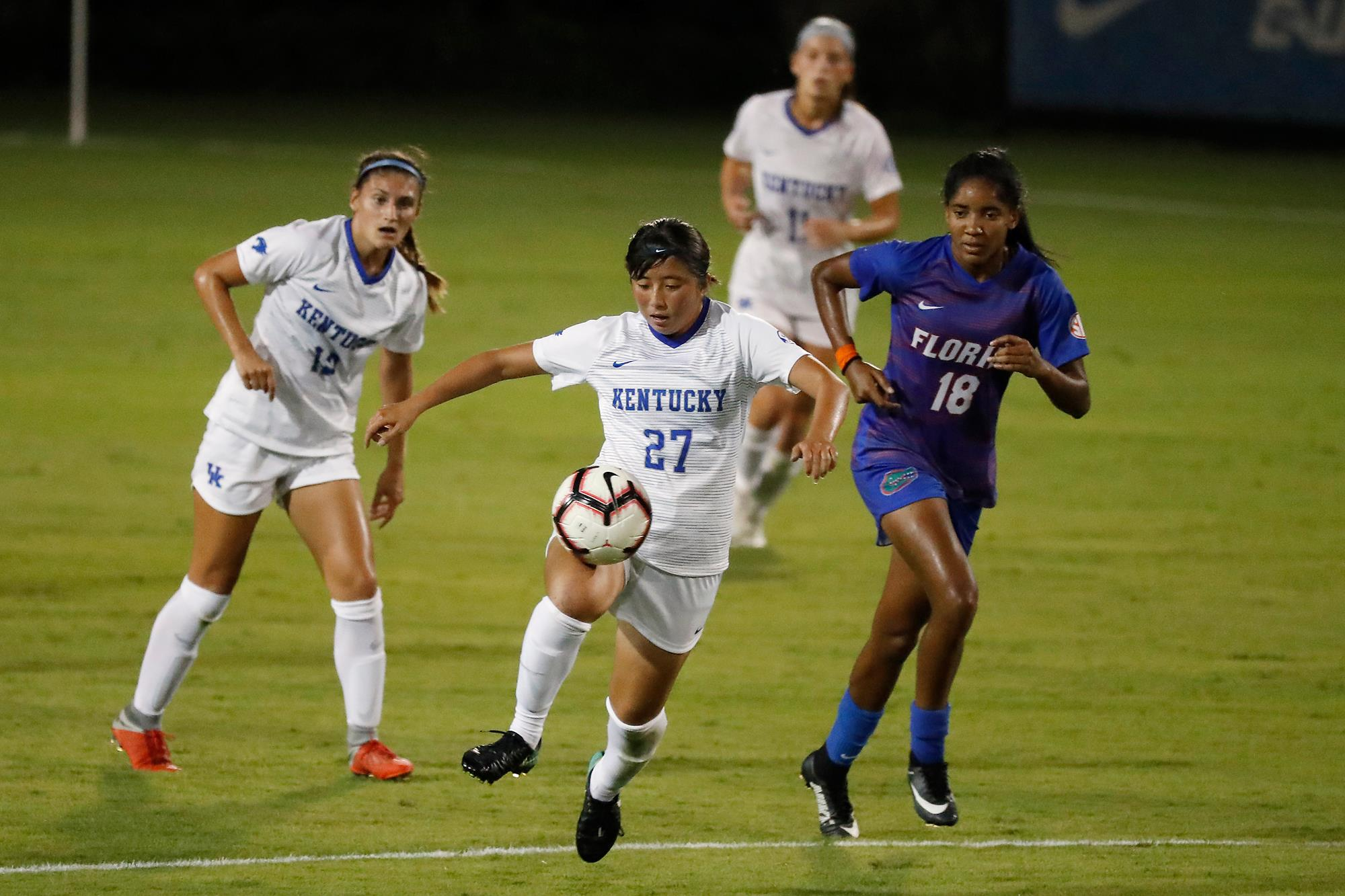 No. 13 South Carolina Blanks Kentucky 3-0 in Columbia