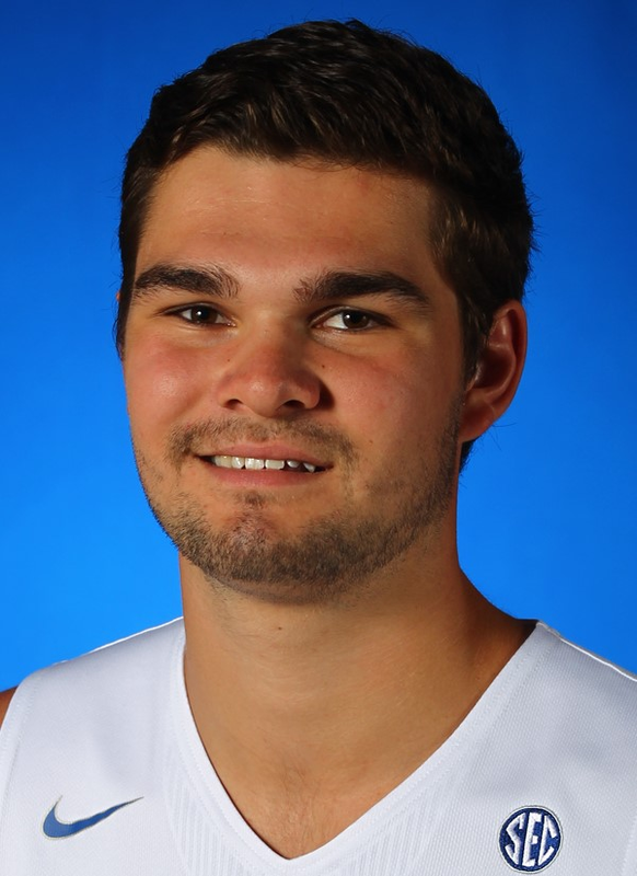 Isaac Humphries - Men's Basketball - University of Kentucky Athletics