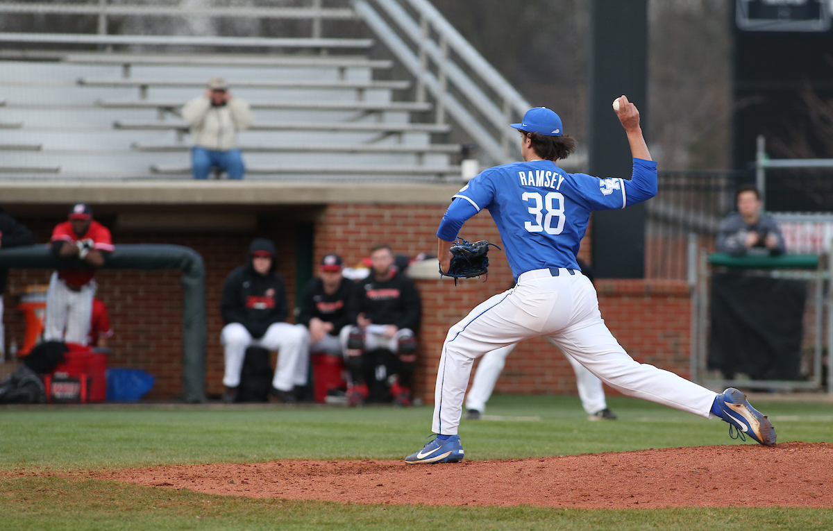 Jimmy Ramsey

The University of Kentucky baseball team defeats Western Kentucky University 4-3 on Tuesday, February 27th, 2018 at Cliff Hagan Stadium in Lexington, Ky.


Photo By Barry Westerman | UK Athletics