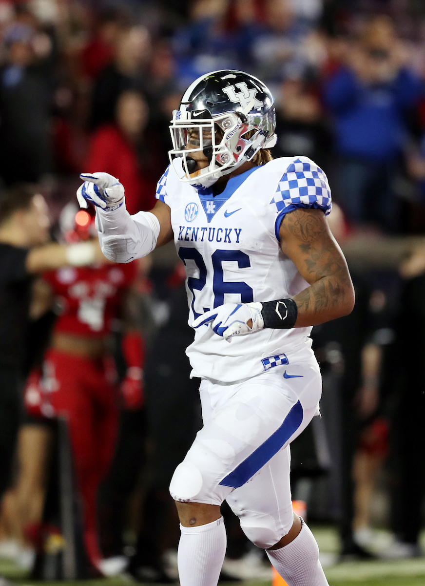 Benny Snell

UK football beats Louisville 56-10 at Cardinal Stadium. 

Photo by Britney Howard  | UK Athletics