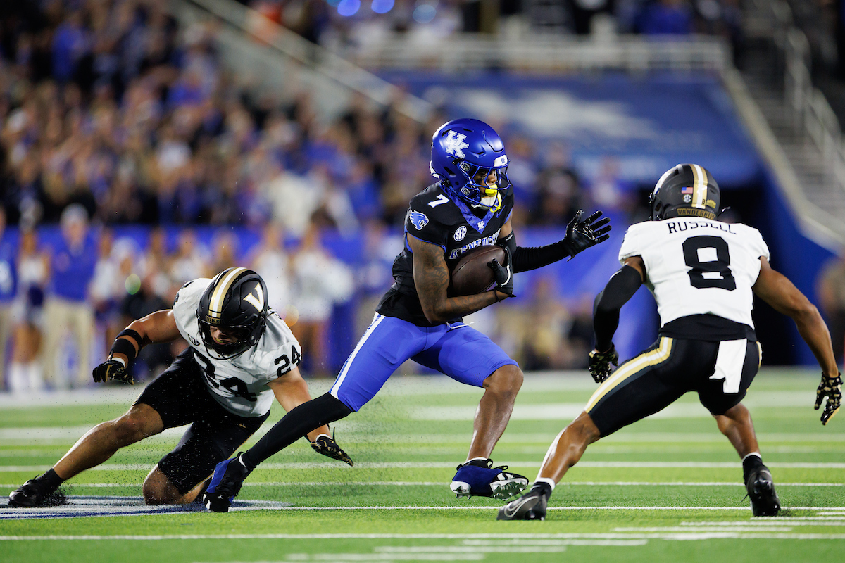 Stoops, Cats Working to Fix Issues Ahead of Florida Game