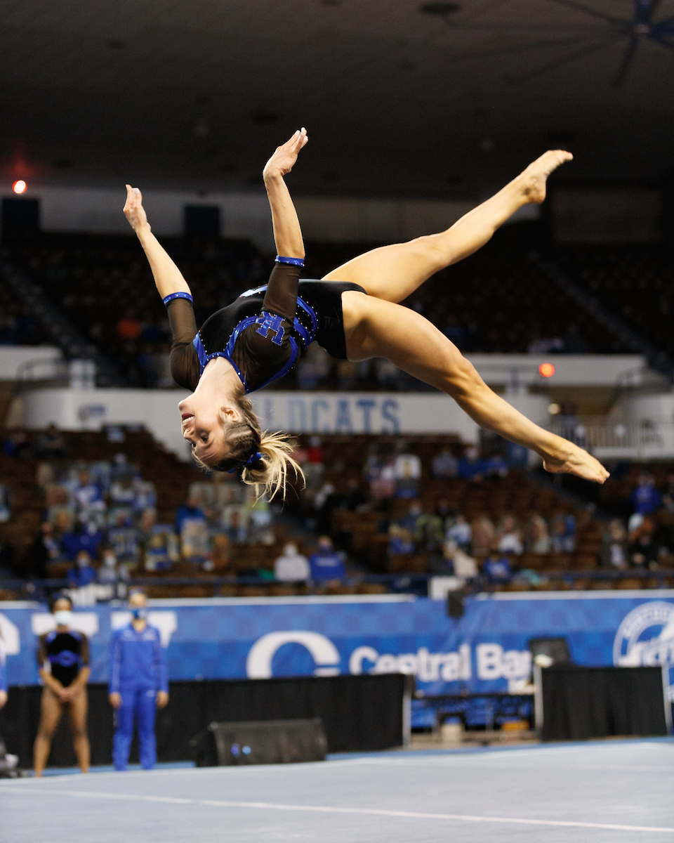 MAKENNA CLARKE.

Kentucky beats Auburn, 196.225 - 194.550.

Photo by Elliott Hess | UK Athletics