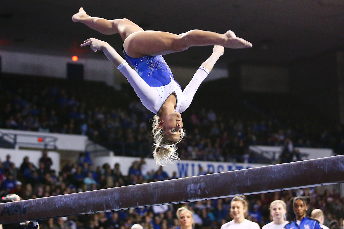 ALEX HYLAND.


Kentucky beats Alabama, 197.200 - 196.800.

Photo by Elliott Hess | UK Athletics