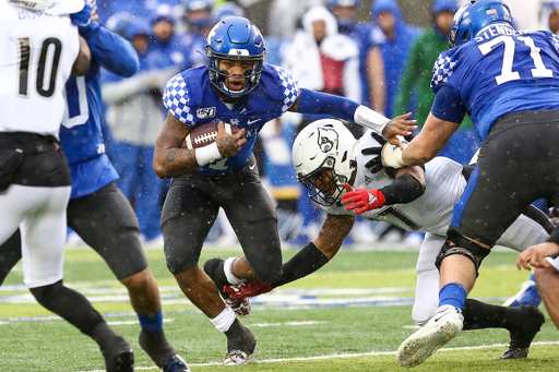 Lynn Bowden. 

UK beat UofL 45-13. 

Photo by Eddie Justice | UK Athletics