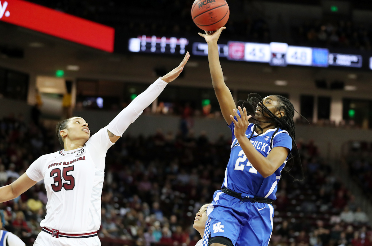 Taylor Murray

The UK Women's Basketball team beat South Carolina.
Photo by Britney Howard | UK Athletics