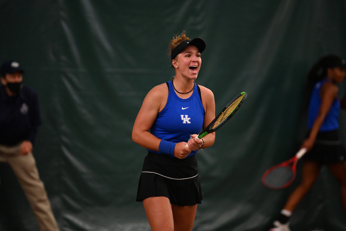 4/21/21 WTE 2021 SEC Women's Tennis Championship AMB0

Photo by Austin Bigoney