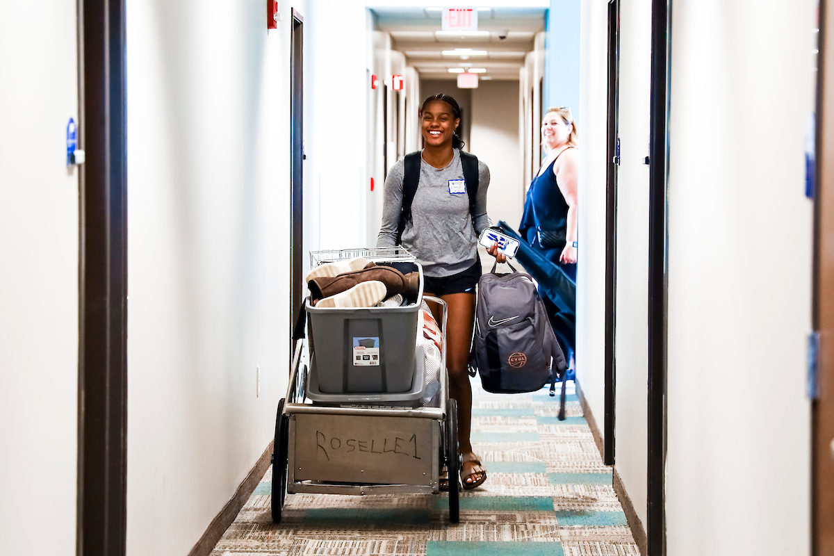 Kennedy Cambridge.

Kentucky WBB 2022-23 newcomer move in.

Photo by Eddie Justice | UK Athletics