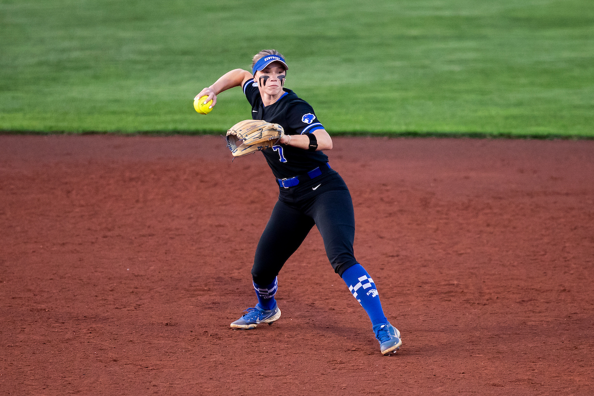 Kentucky-Louisville Softball Photo Gallery