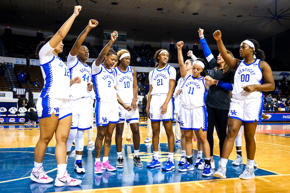 Team.

Kentucky beats Mississippi State 81-74.

Photo by Eddie Justice | UK Athletics