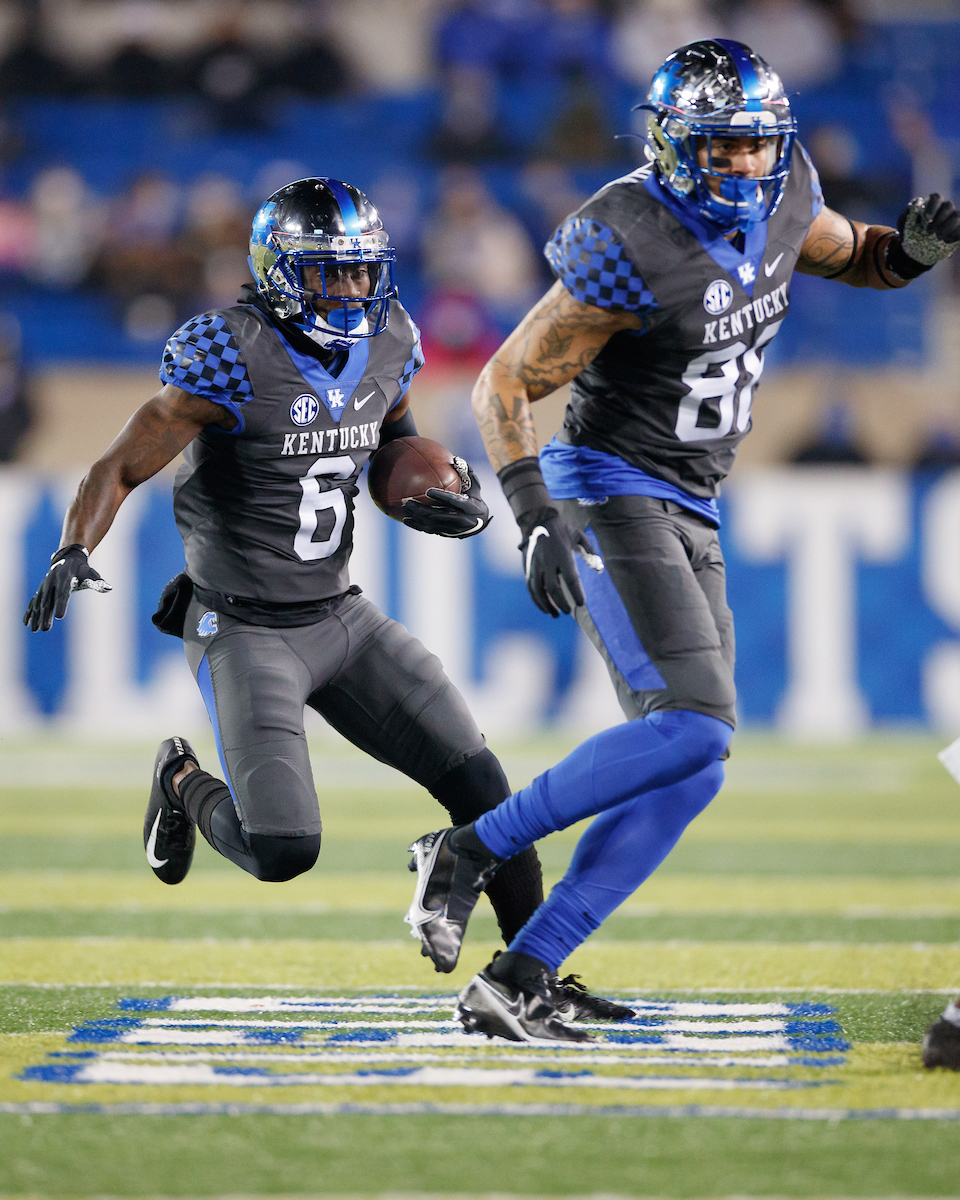 JOSH ALI. KEATON UPSHAW.

Kentucky beats South Carolina, 41-18.

Photo by Elliott Hess | UK Athletics