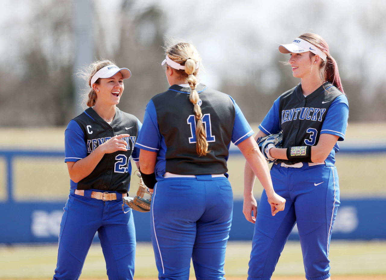 Katie Reed

The UK softball team beat Syracuse 13-0 on Wednesday, March 13, 2019.

Photo by Britney Howard | UK Athletics