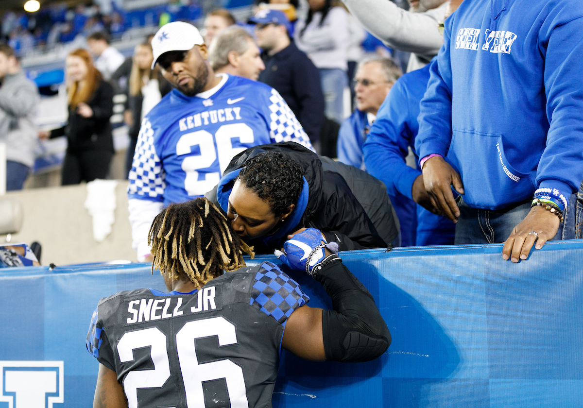 Benny Snell Jr.

Georgia beats UK 34-17.


Photo by Elliott Hess | UK Athletics