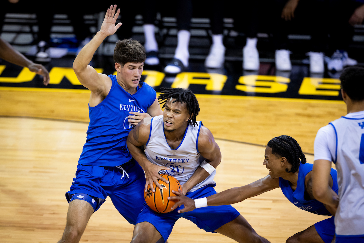 Kentucky Hosts Georgetown College in Exhibition Action on Friday