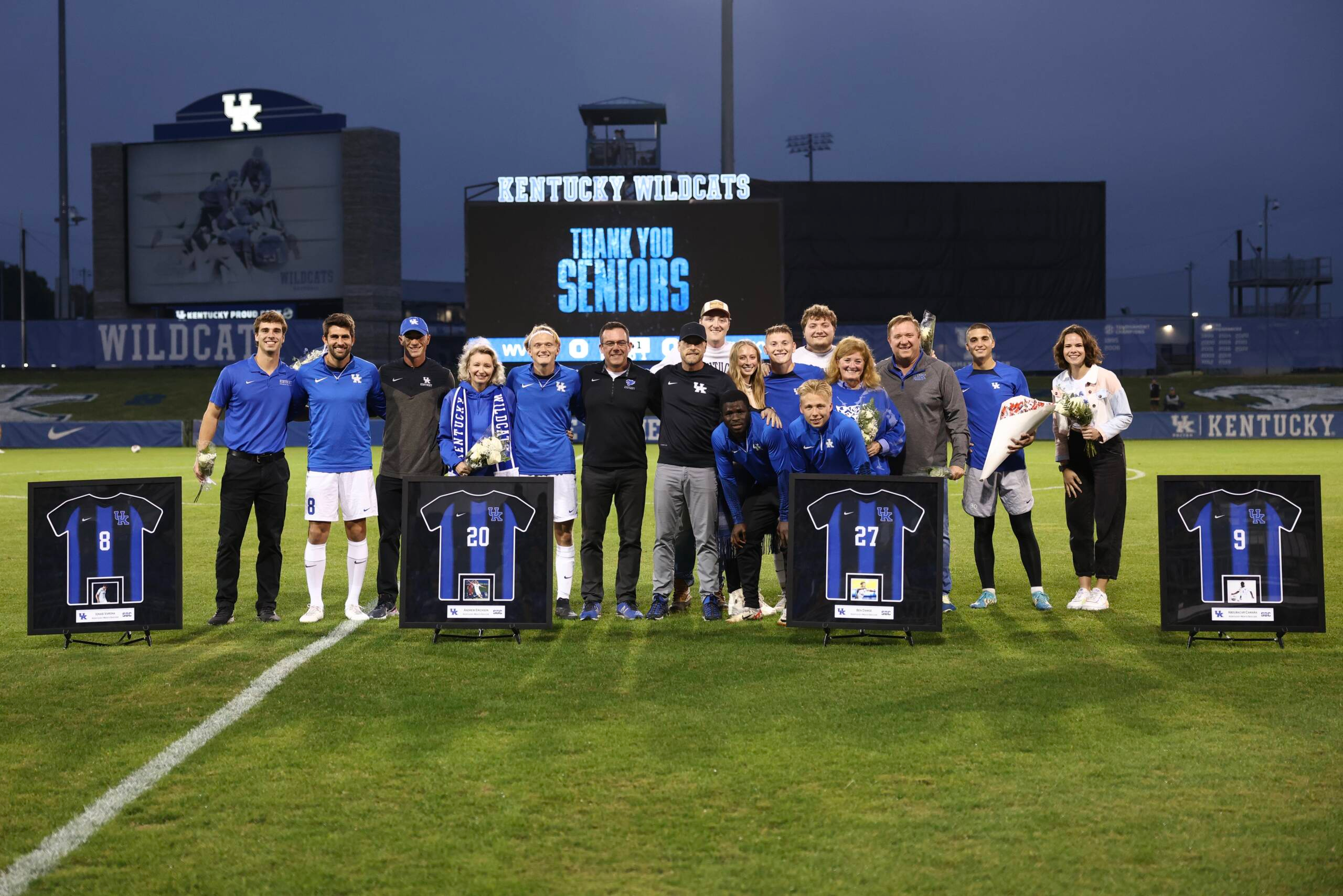 Kentucky Celebrates Senior Class with Upset Over No. 2 WVU