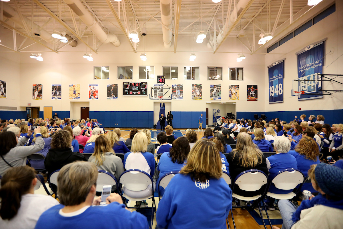Holly Rowe. Maria Taylor.

UK MBB hosts 2018 women's clinic at the Joe Craft Center in Lexington, KY,

Photo by Quinn Foster