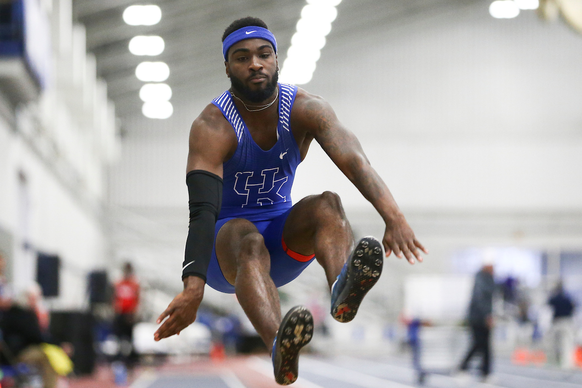 Jingle Bells Open.

Photo by Isaac Janssen | UK Athletics
